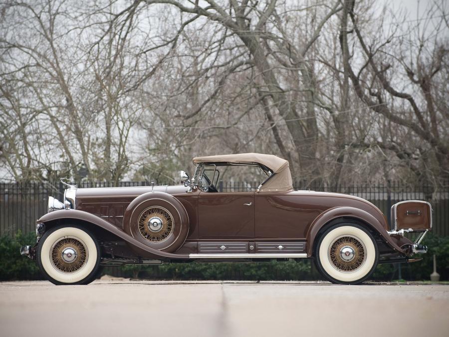  Cadillac Series 452 V16 Roadster by Fleetwood 1930 года  (фото 7 из 17)